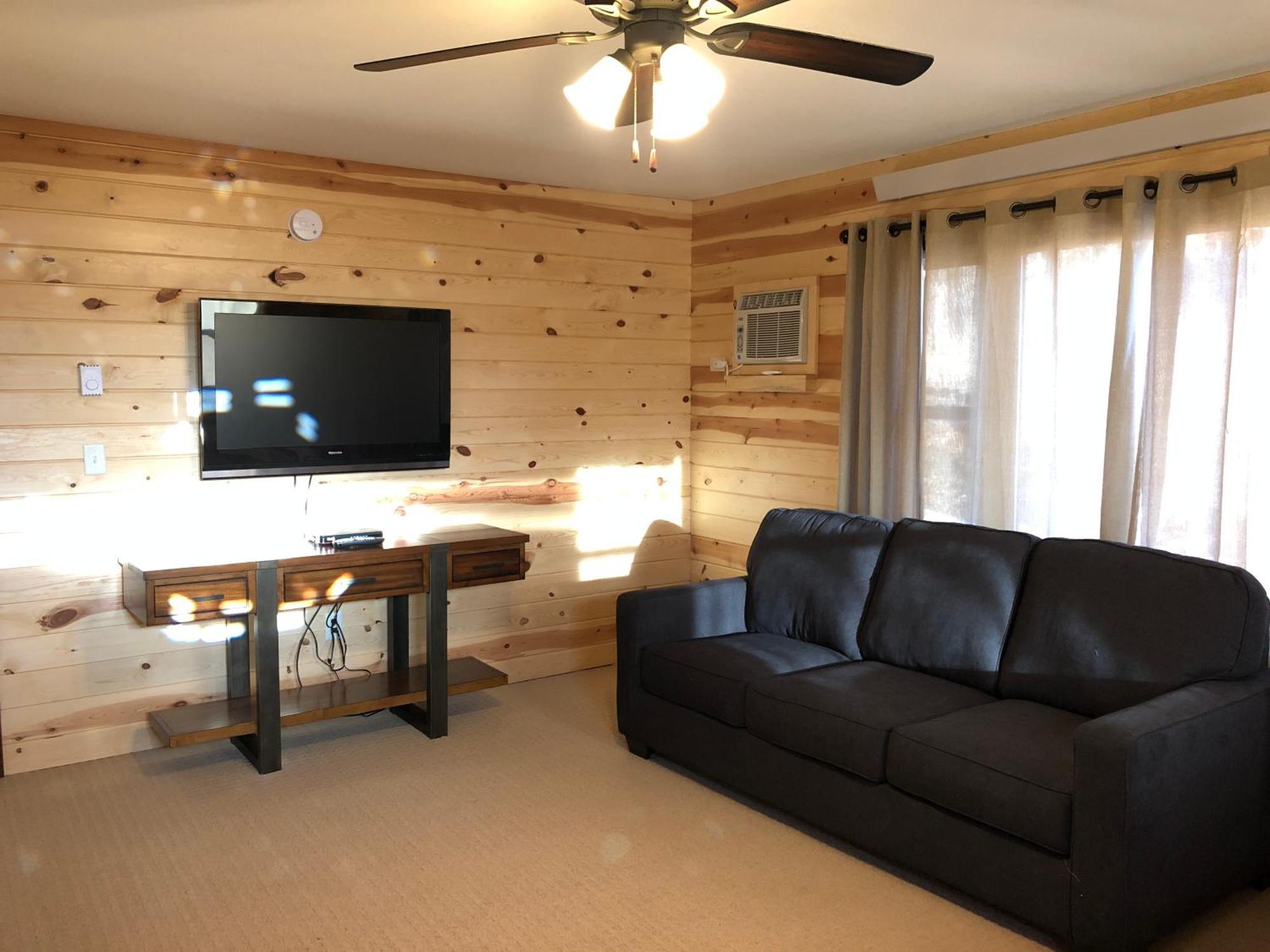 Rockerville Lodge & Cabins Кістон Номер фото