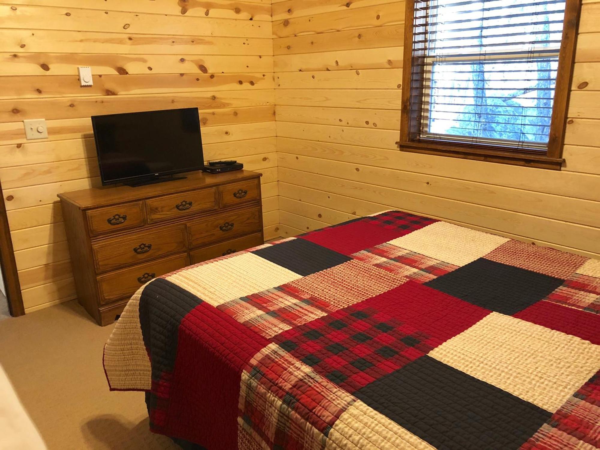 Rockerville Lodge & Cabins Кістон Номер фото